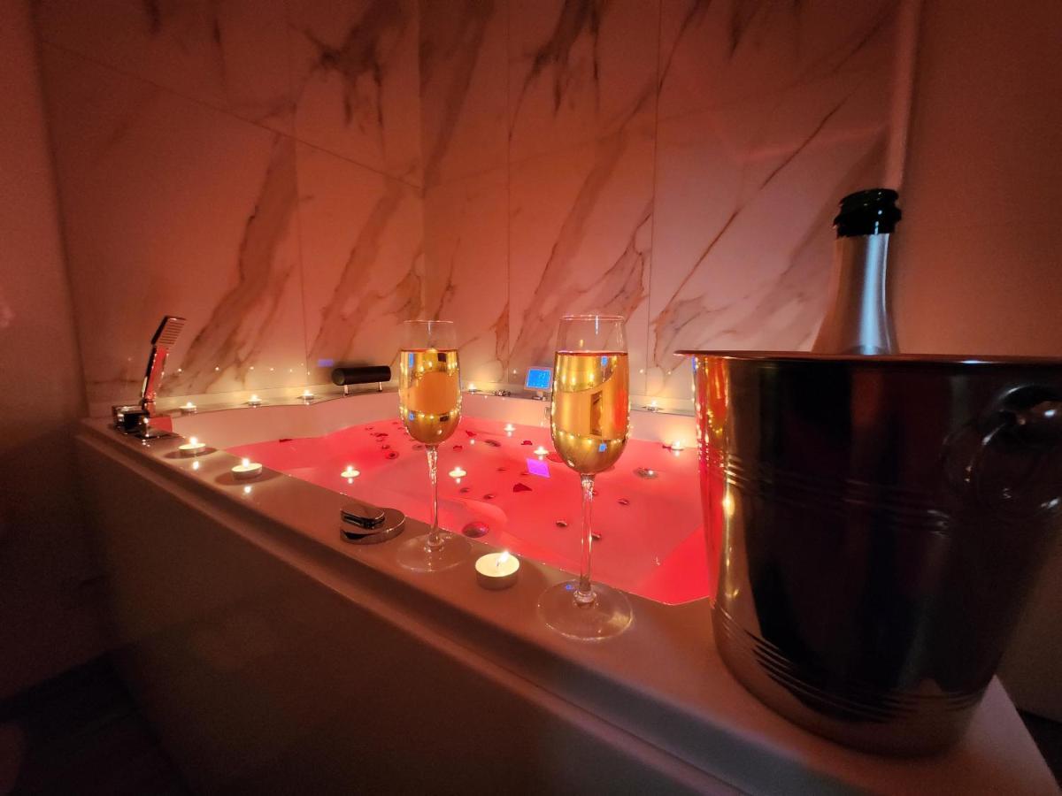 Suite Romantique Spa/Sauna En Avignone Esterno foto